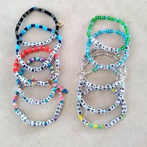 Smithh14 15 Swifties friendship bracelets